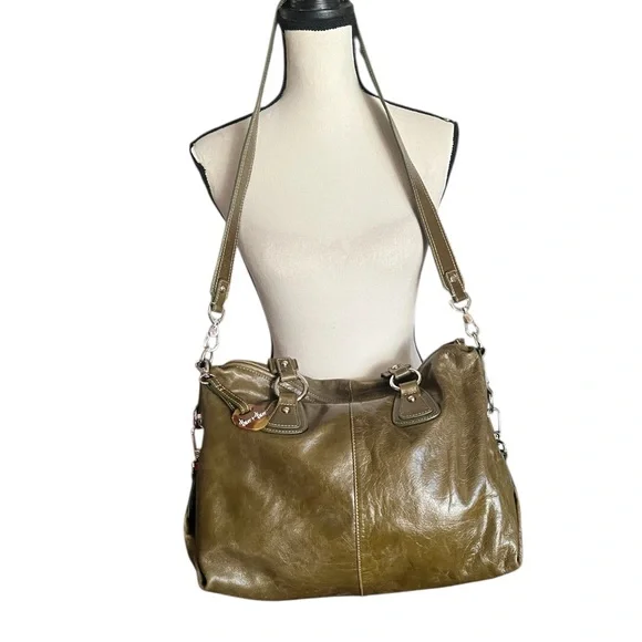 Barr & Barr Genuine Olive Green Leather Crossbody Shoulder Bag. Very subtle. - Picture 2 of 10